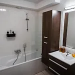Tatil Evi In Het Bos Met Jacuzzi En Sauna *