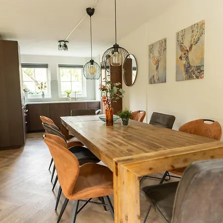 In Het Bos Met Jacuzzi En Sauna Tatil Evi
