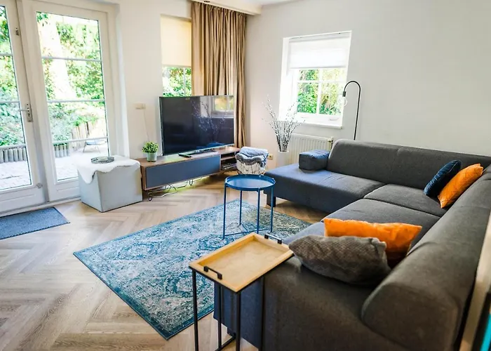 Σπίτι διακοπών In Het Bos Met Jacuzzi En Sauna Lunteren